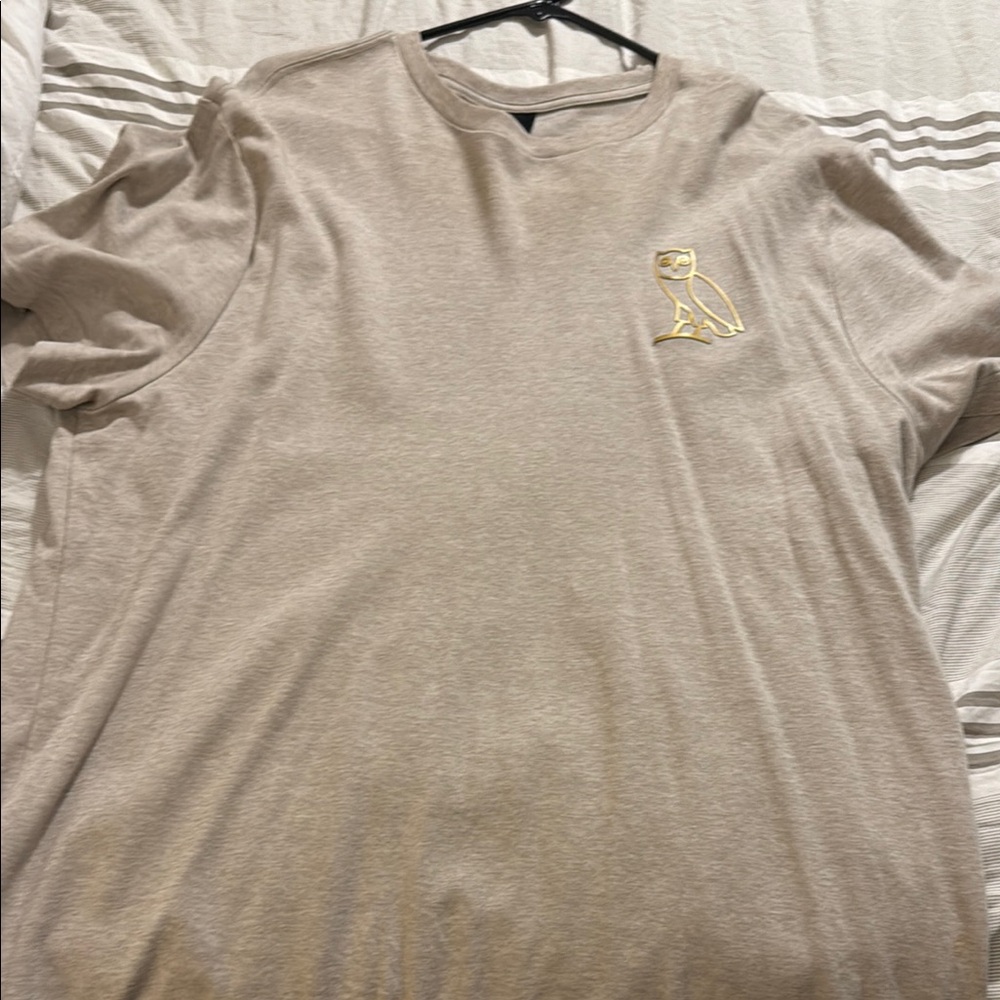 Tan and Gold Short Sleeve Tee with Crew Neck